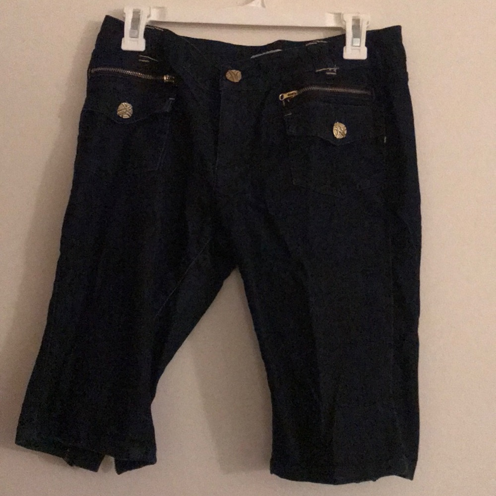 Zippers and Buttons